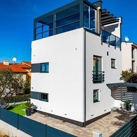 Lea Holiday home