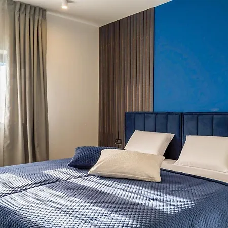 Lea * Μεντουλίν